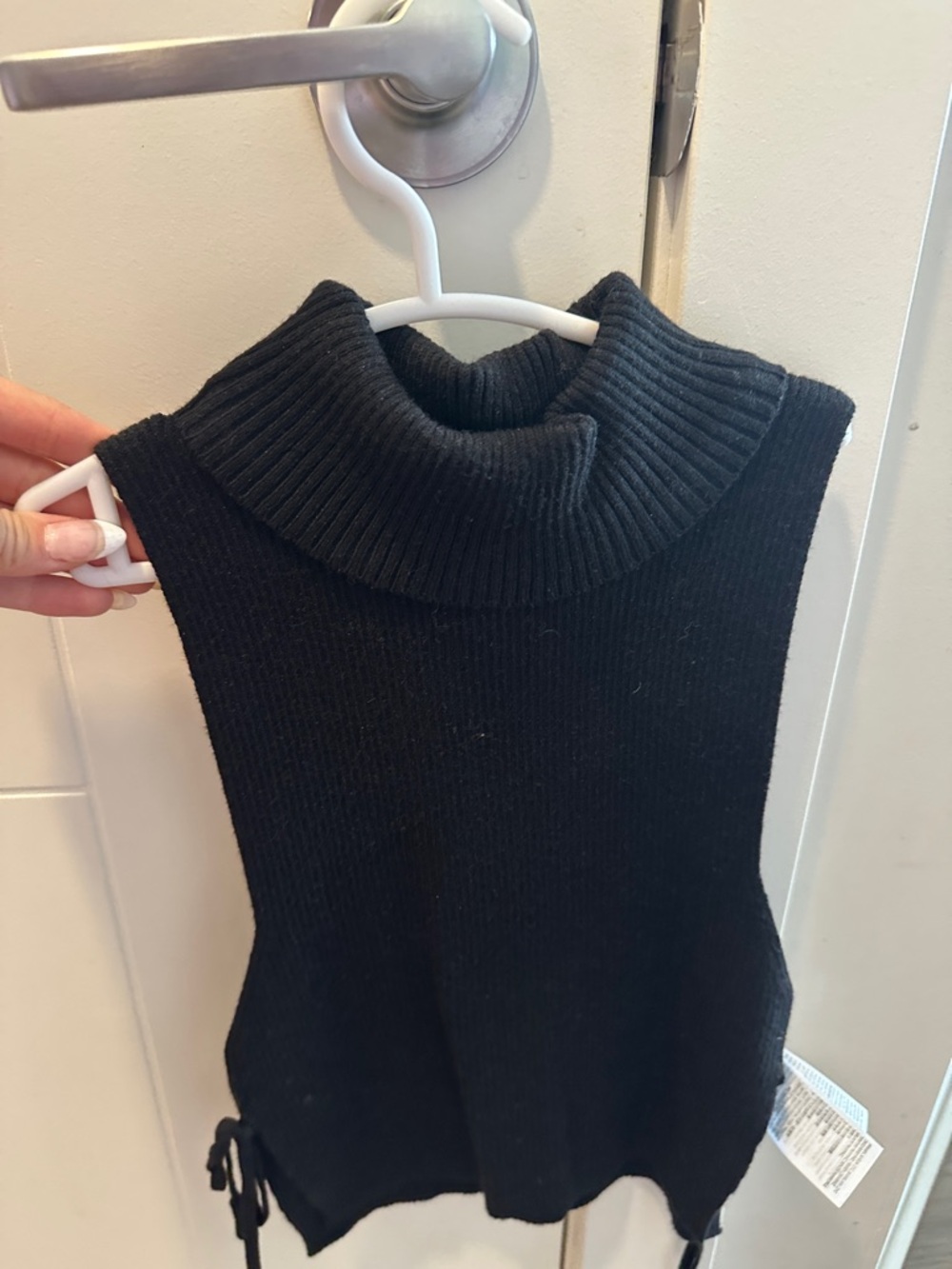 Edikted Black Sleeveless Ribbed Turtleneck Knit Vest